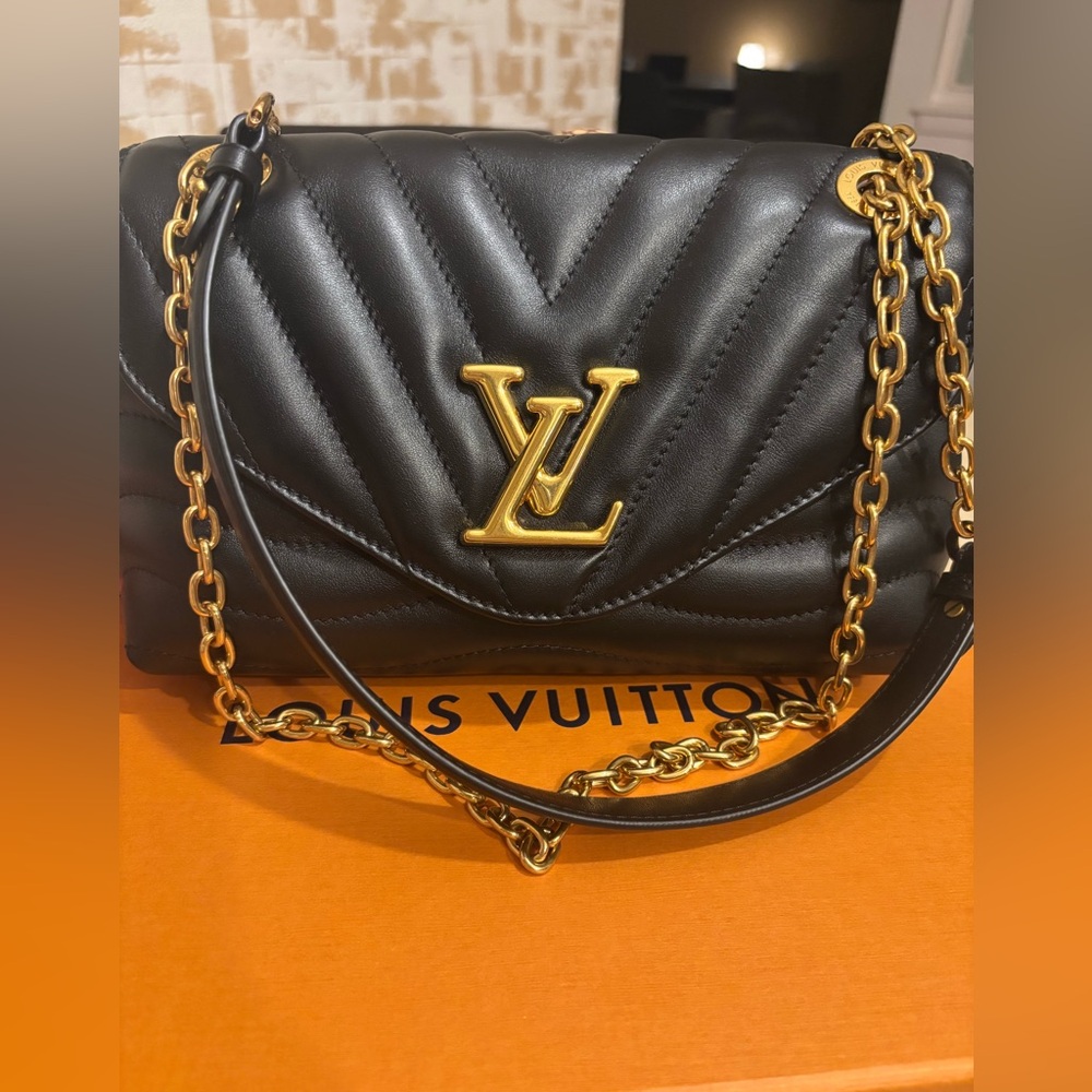 Louis Vuitton Chain Bag NM N.WAVE Noir